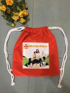 JESMARY – Ba Lô Công Giáo 'Độc Đáo' Với Chất Liệu Chịu Lực Tốt, Thích Hợp Cho Sinh Viên & Giới Trẻ Tông Đồ